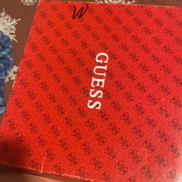 Guess heels size 10 with box and Satchels. - Picture 3 of 4